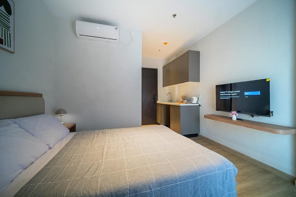 Bed, Photo of the whole room, Bedroom, air conditioner