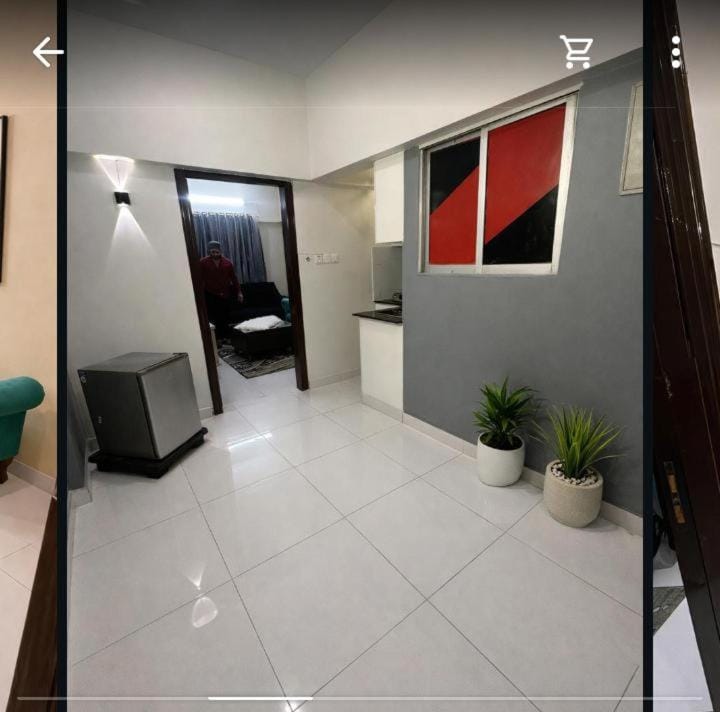 2 bed lounge studio apartment Bed and Breakfast in Karachi
