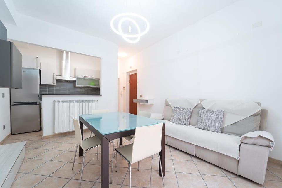 Living room, Seating area, Dining area, kitchen