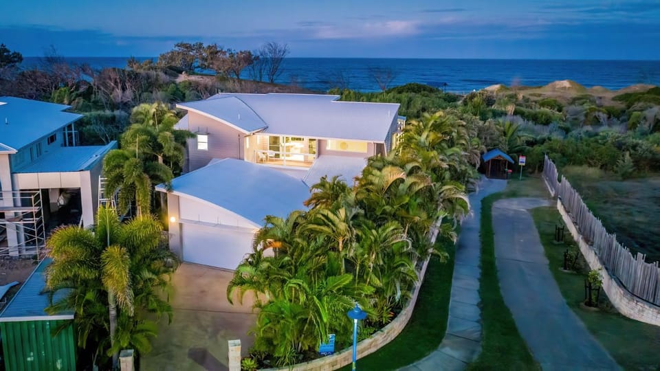 Property building, Garden, Sea view