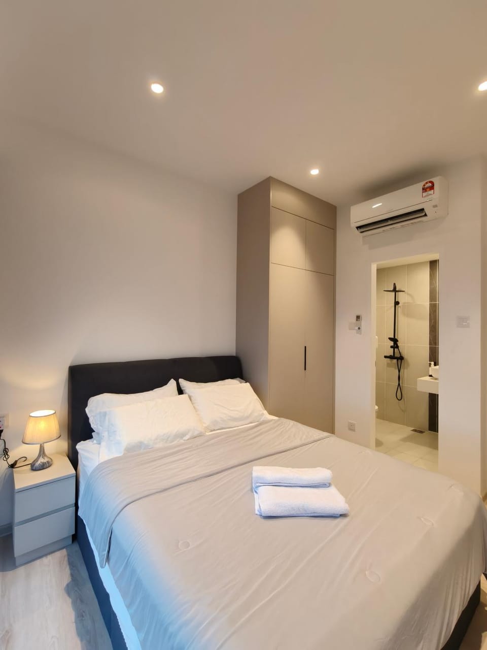 Bed, Bedroom, wardrobe
