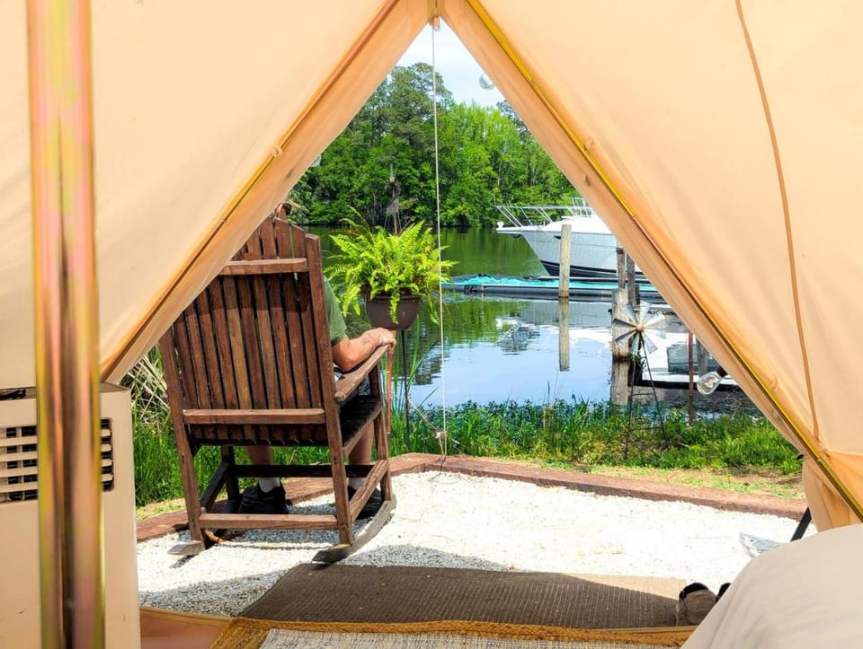 Lakeside Glamping Tent with Kayaks & Spacious Deck in Eutaw Springs, South Carolina Luxury tent in Lake Marion