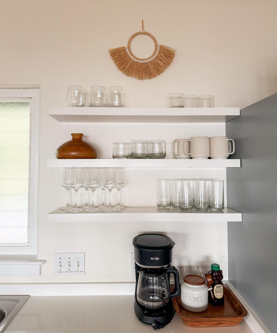 Coffee/tea facilities, Kitchen or kitchenette, minibar