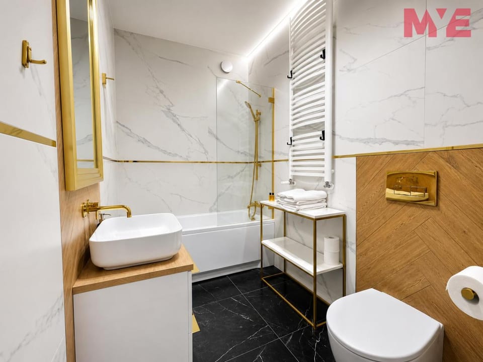 MYE Apartments - Fiber Apartament Księży Młyn - Free Parking, Balkon, FV Apartment in Masovian Voivodeship