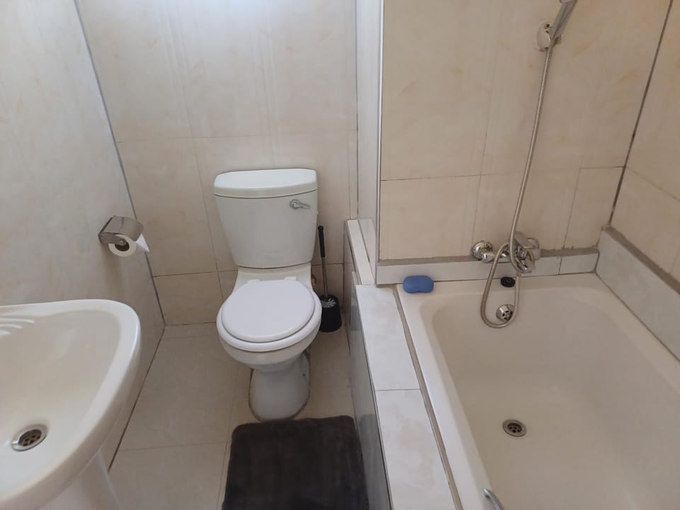 Shower, Toilet, Bath