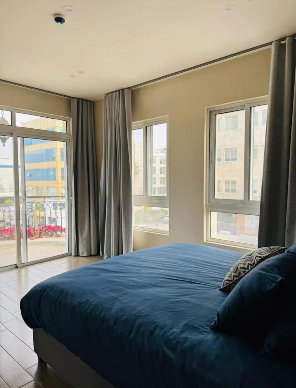 7th Circle Suite Apartment hotel in Africa