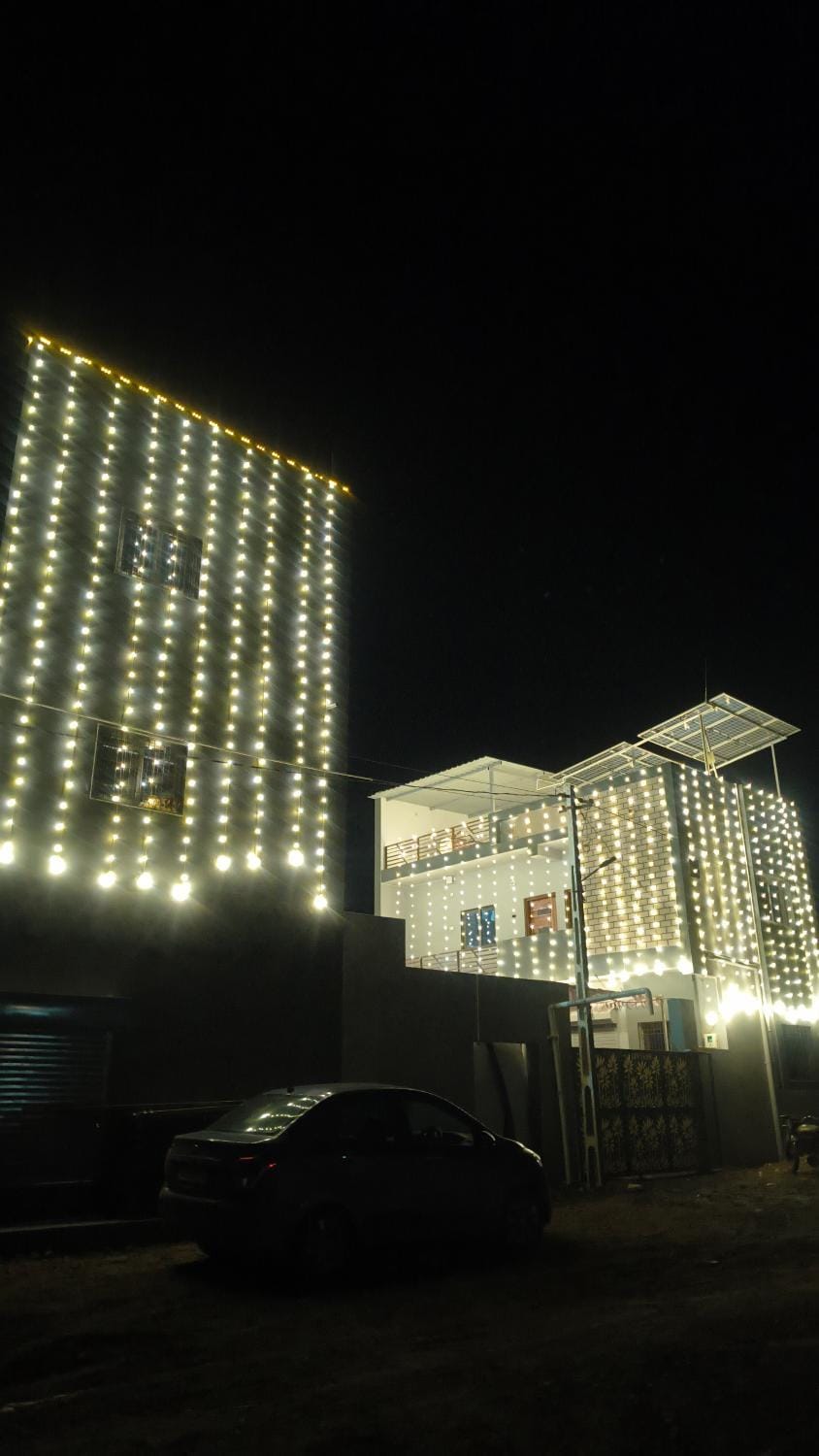 Divyesh Guest House Bed and Breakfast in Gujarat