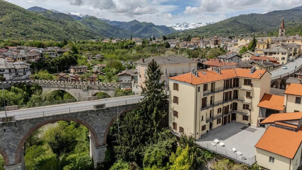 Cà Maira Dronero Studio apartment with Netflix and Wi-Fi Apartment in Piedmont