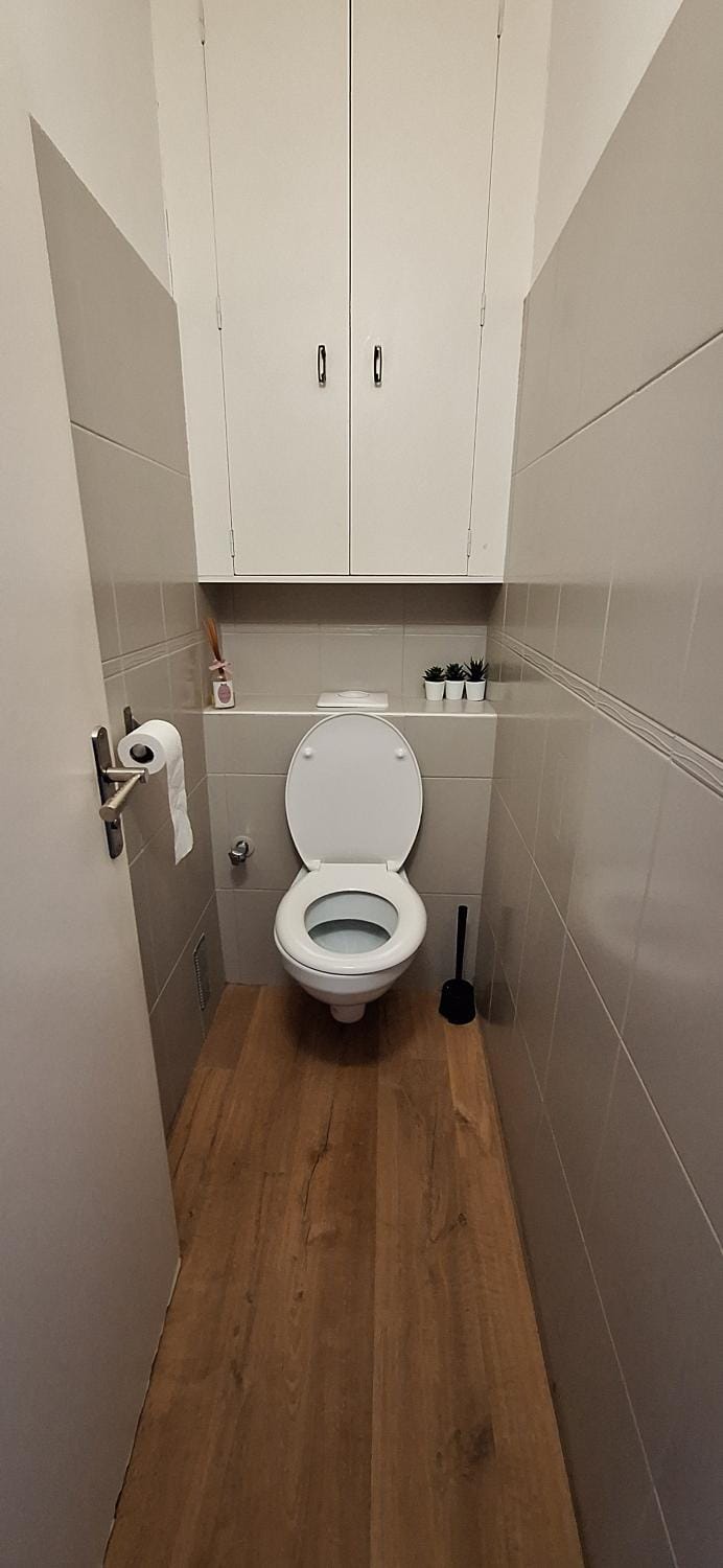 Spacieux appartement F3 avec parking, au calme, vue mer et proche plages Apartment in Mougins