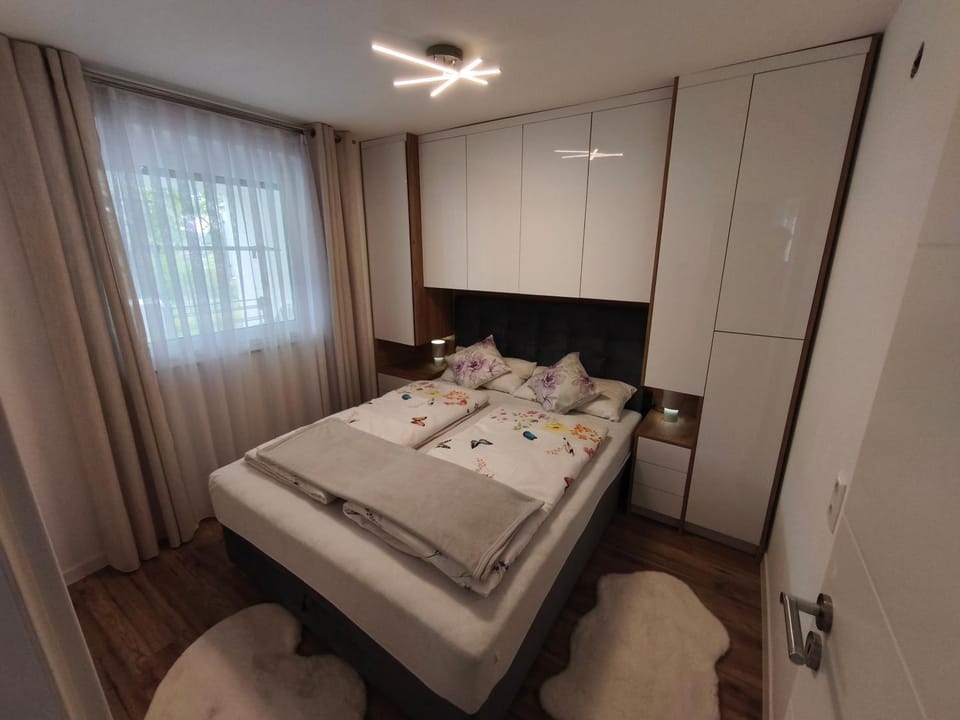 Stan na Dan & Ferienwohnung Centar Velika Kladuša Apartment in Federation of Bosnia and Herzegovina