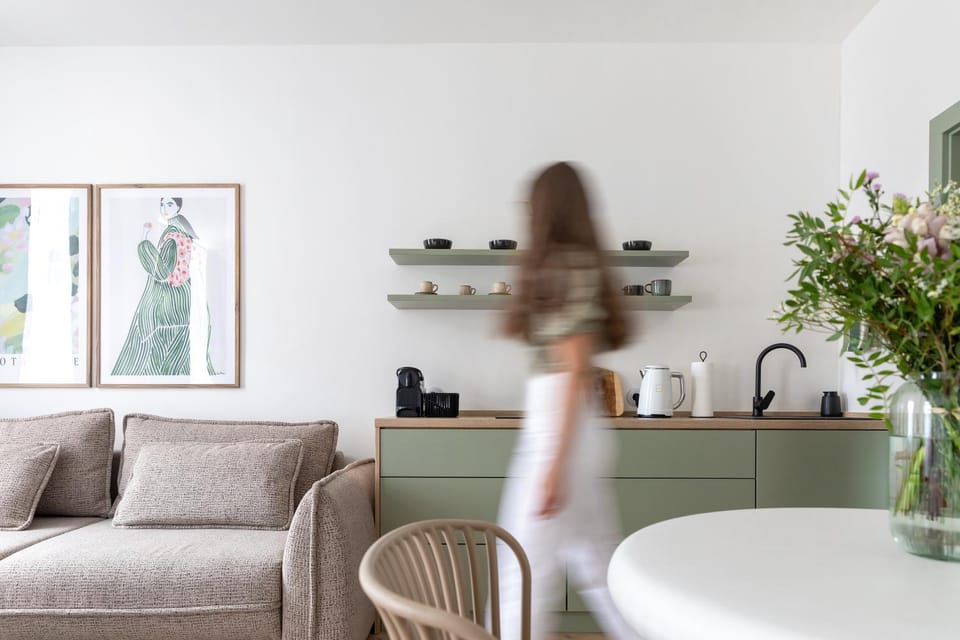 Kitchen or kitchenette