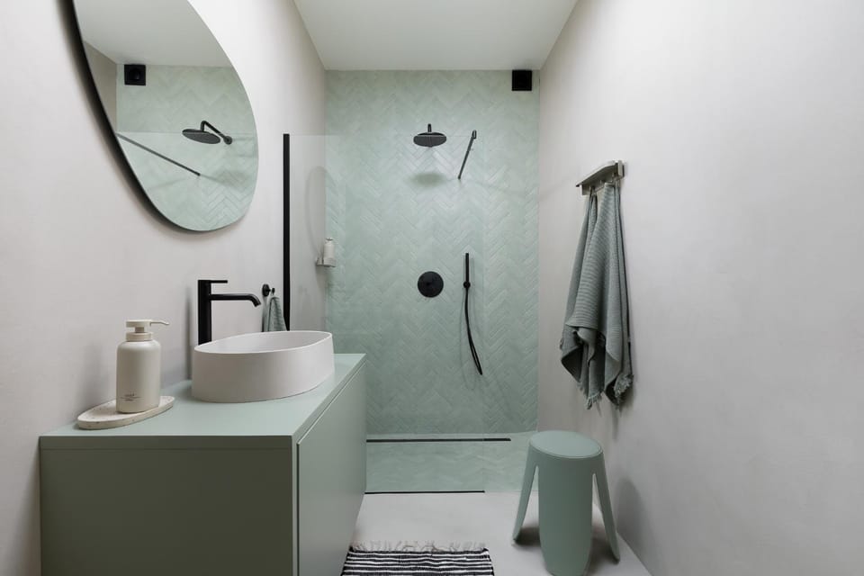 Shower, Bathroom