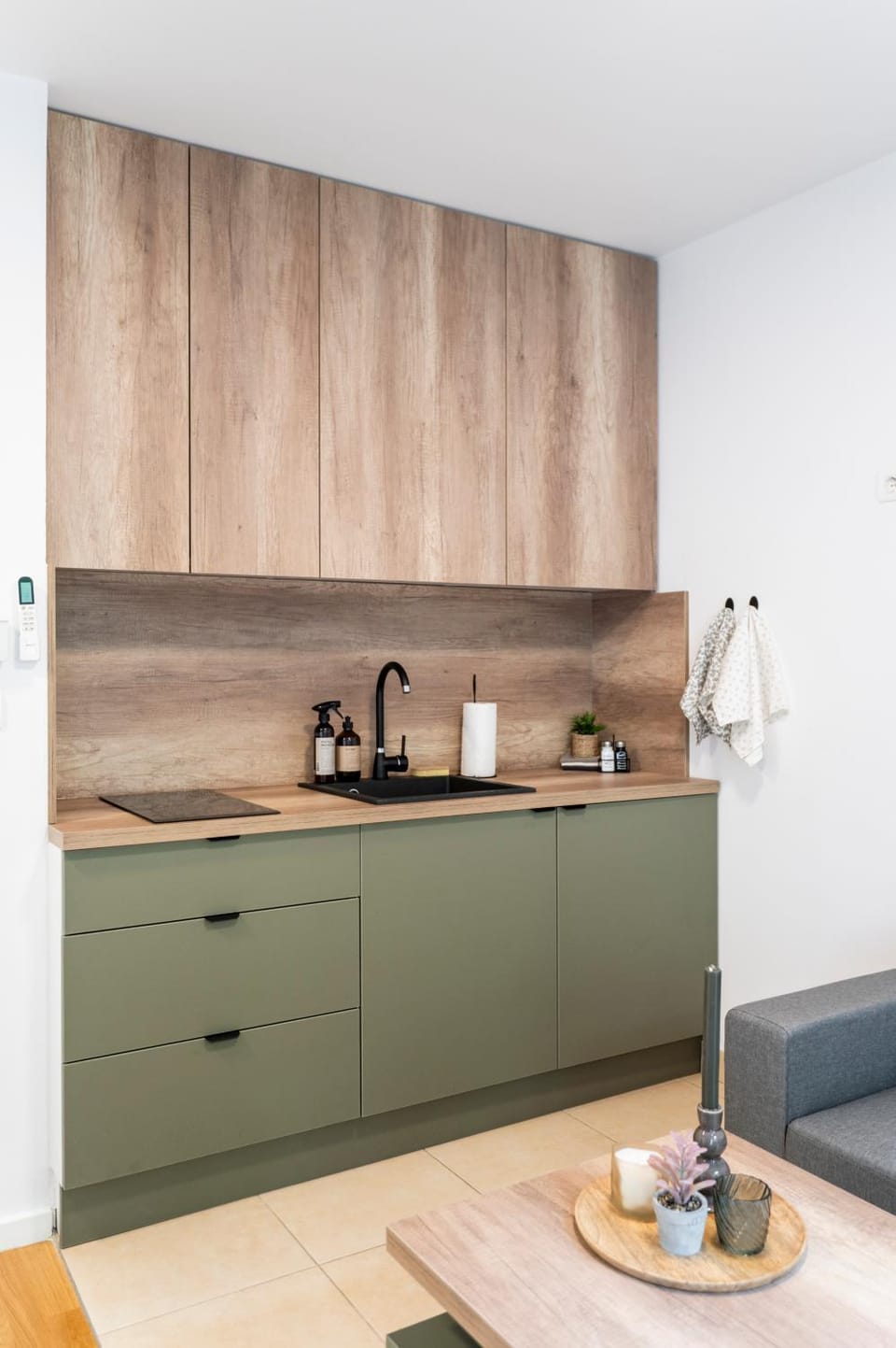 Kitchen or kitchenette