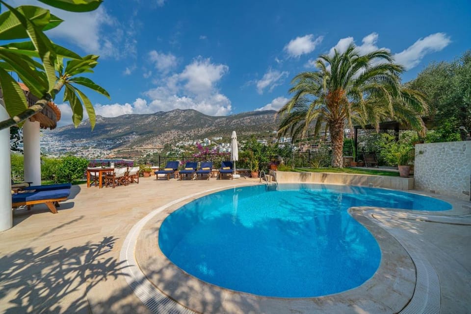 Secluded Luxury Villa with Fabulous Sea Views Yesil Kelebek Villa in Kalkan Belediyesi