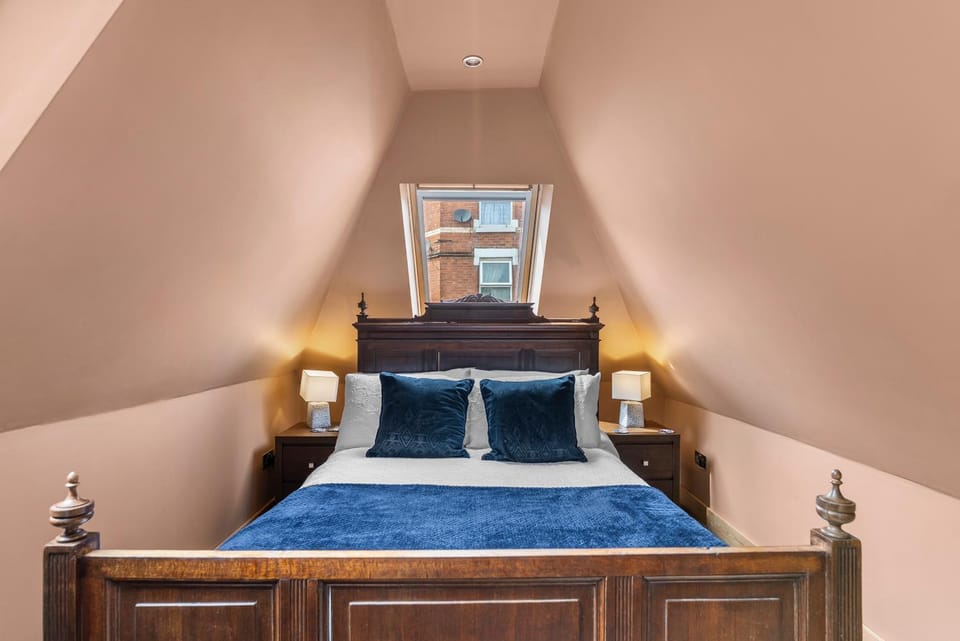 Keepers Lodge - Sleeps 4 House in Nottingham