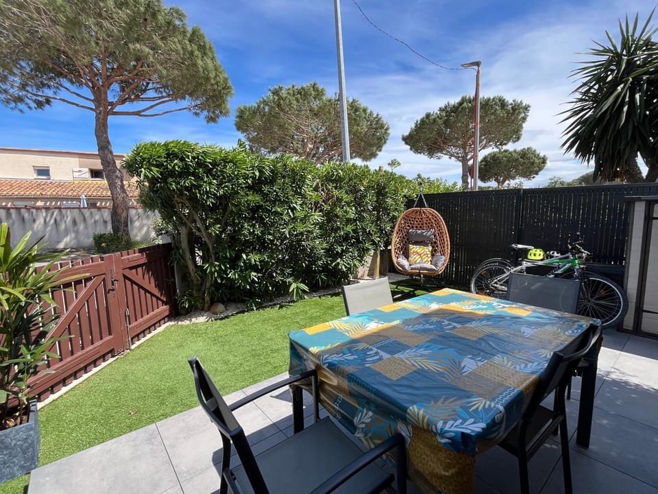 Maison climatisée à Saint Cyprien Plage, avec piscine et 4 vélos, à 800 mètres de la plage House in Saint-Cyprien