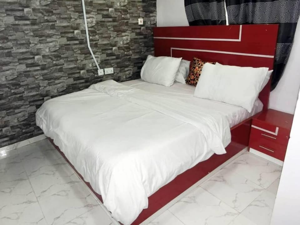 P M Serviced Apartments Apartment hotel in Lagos