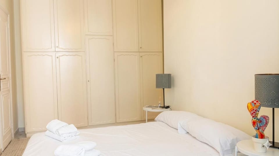 Bed, Bedroom, wardrobe