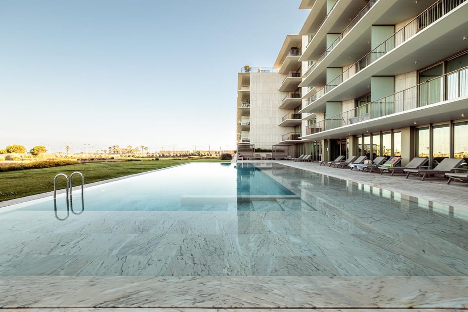 Bayline Beach & Lagoon Apartment Spa & Gym Apartment in Faro District