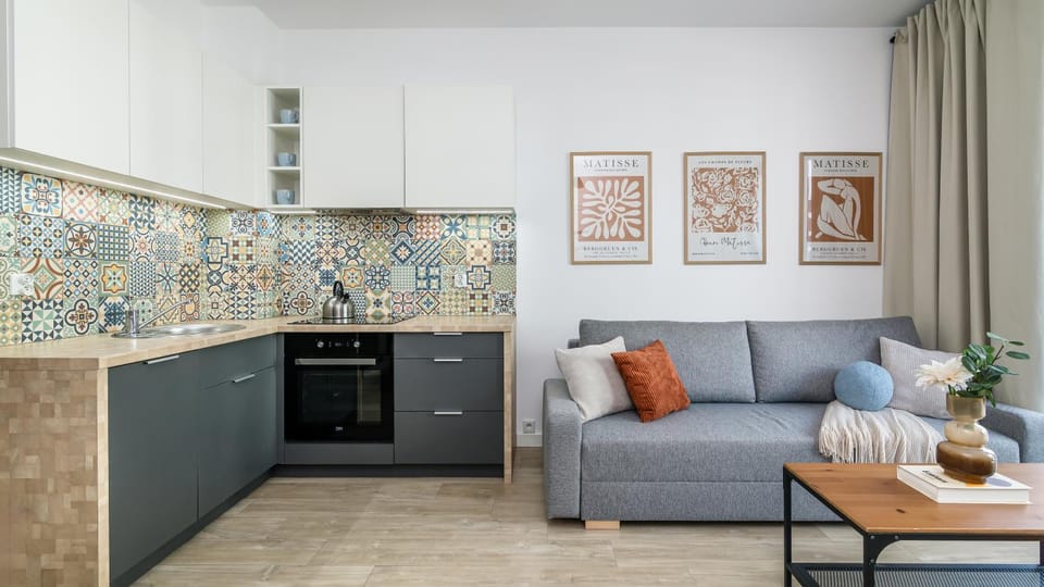 Kitchen or kitchenette, Living room