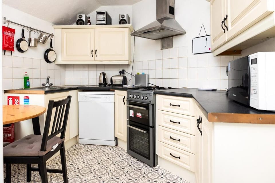 stove, kitchen, kitchen