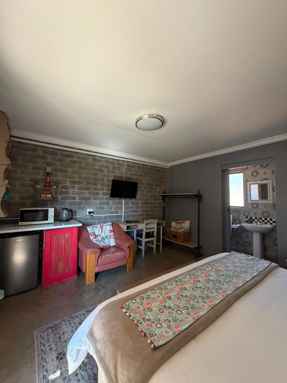 Platteland Gastehuis - Home away from home Bed and Breakfast in North West, South Africa