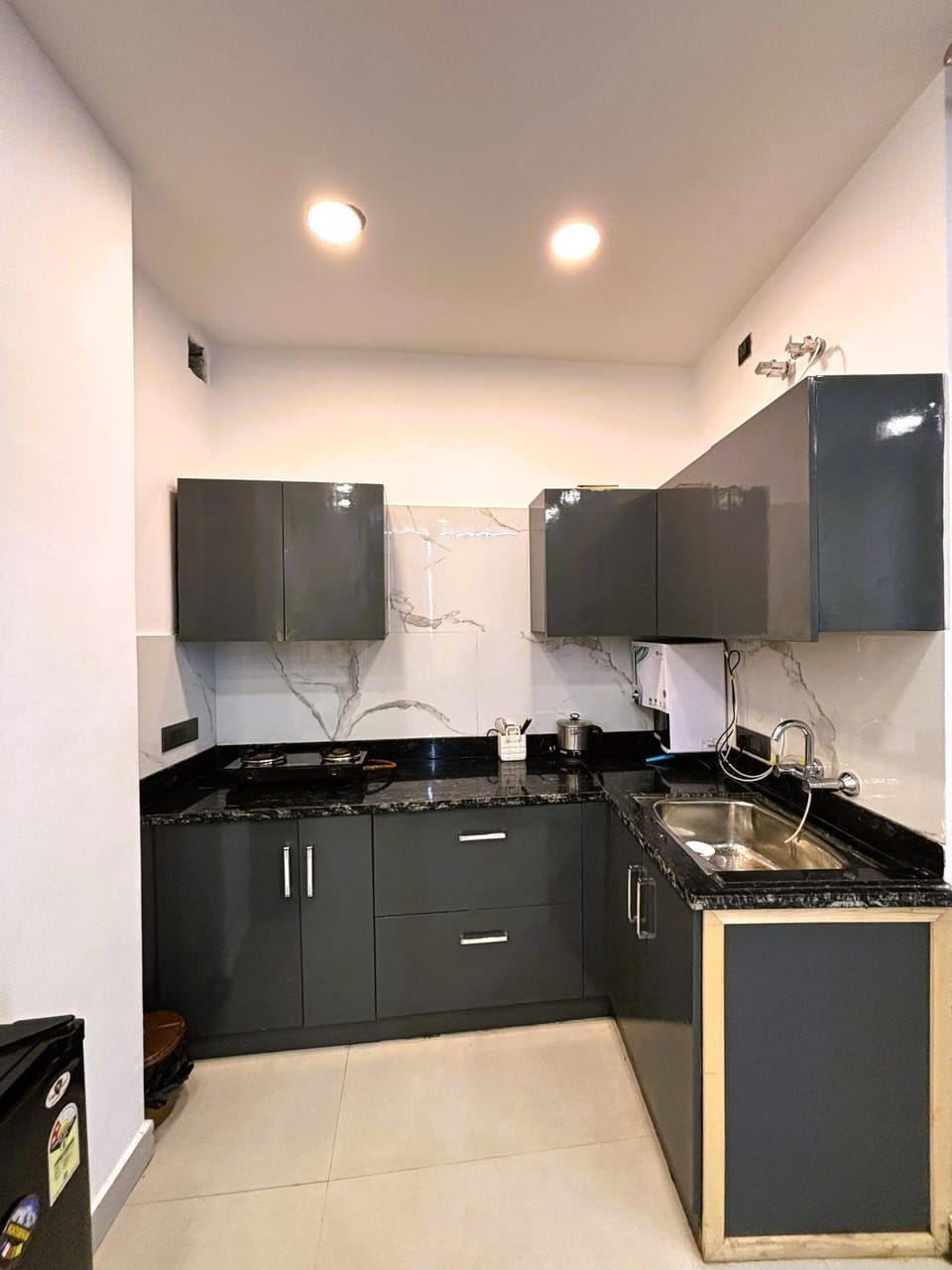 Kitchen or kitchenette, kitchen