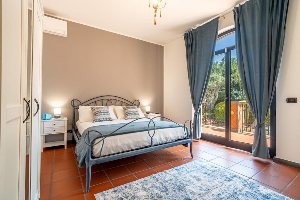 Villa Palmira Villa in Acireale