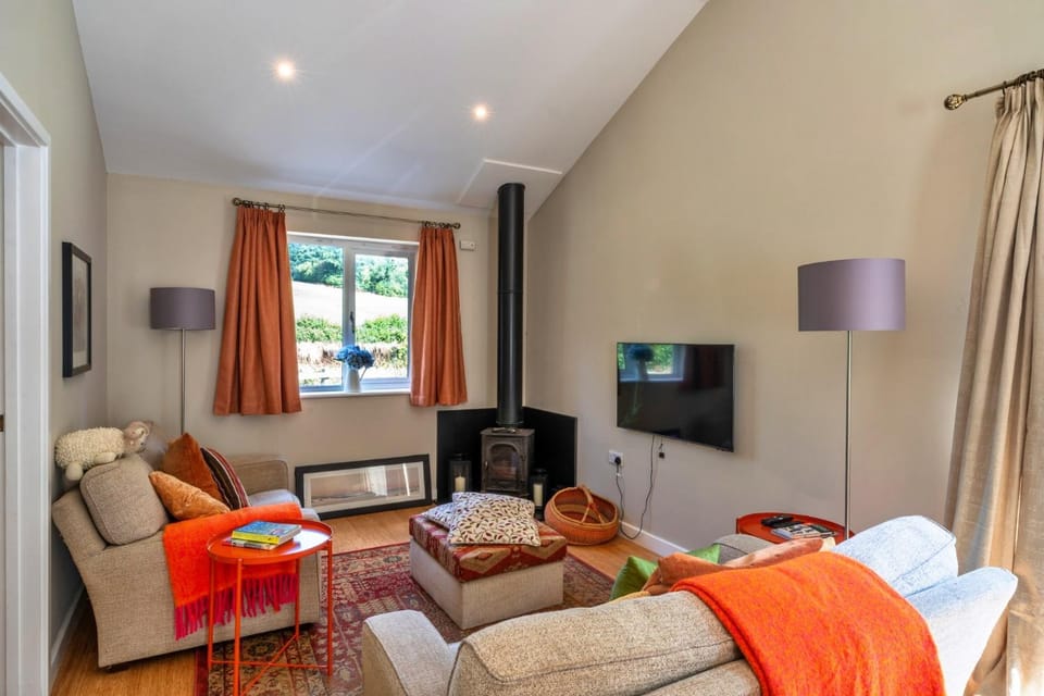 Communal lounge/ TV room, Living room