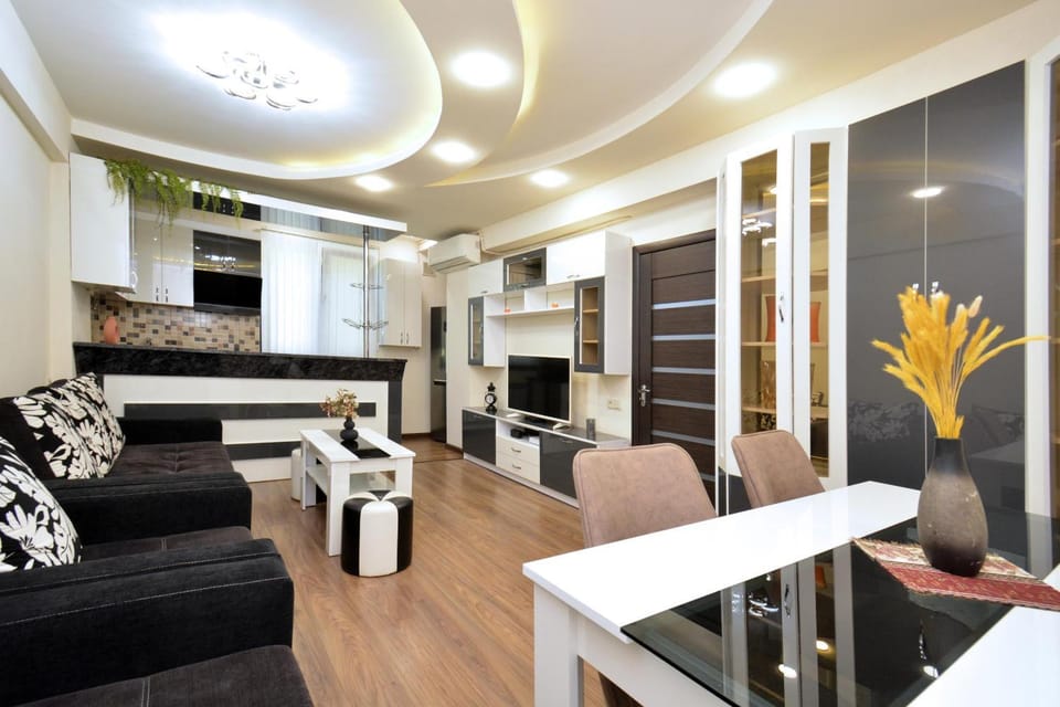 Yeznik Koghbatsi street, 1 bedroom Euro Renovated apart KO341 Apartment in Yerevan