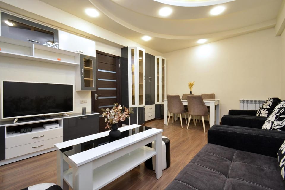 Yeznik Koghbatsi street, 1 bedroom Euro Renovated apart KO341 Apartment in Yerevan