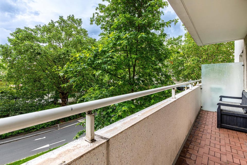 GuestReady - Comfortable stay with a balcony Apartment in Puteaux