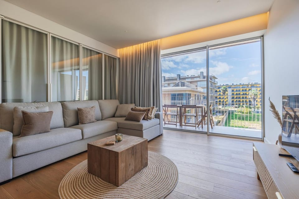Horizon Ocean Gardens Sea Apartment in Quarteira