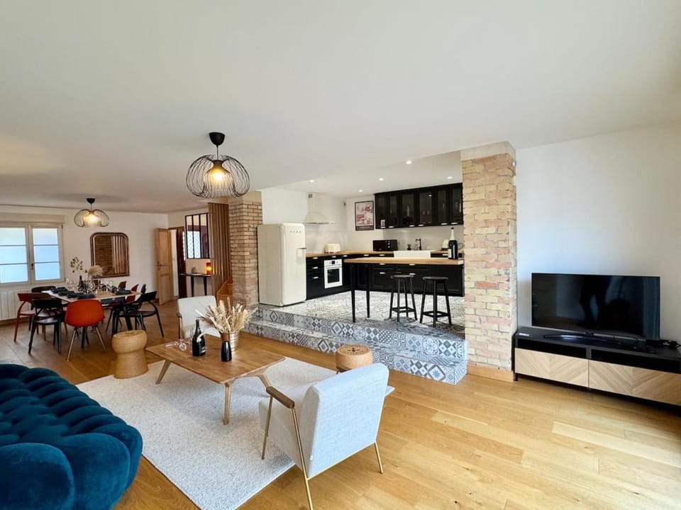 Champagne Witry Cottage - Reims for 10 with garden House in Reims