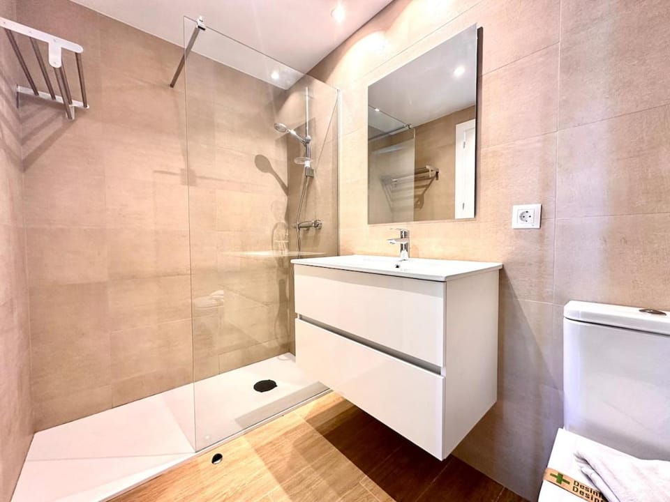 Sunny penthouse with a terrace and views Apartment in Dénia