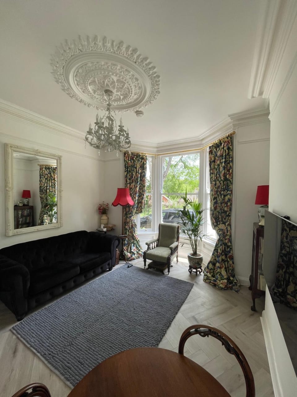 Tulip Suite at Elmwood House Apartment in Nottingham