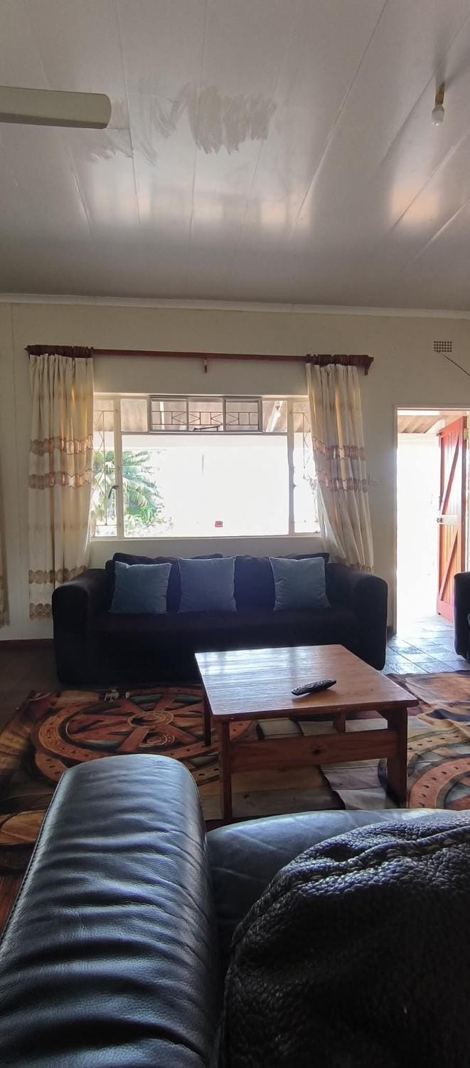 Baobab Ridge Lodge House in Zimbabwe