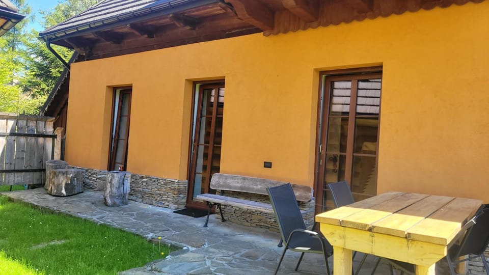 Property building, Patio, Day, Garden, Seating area