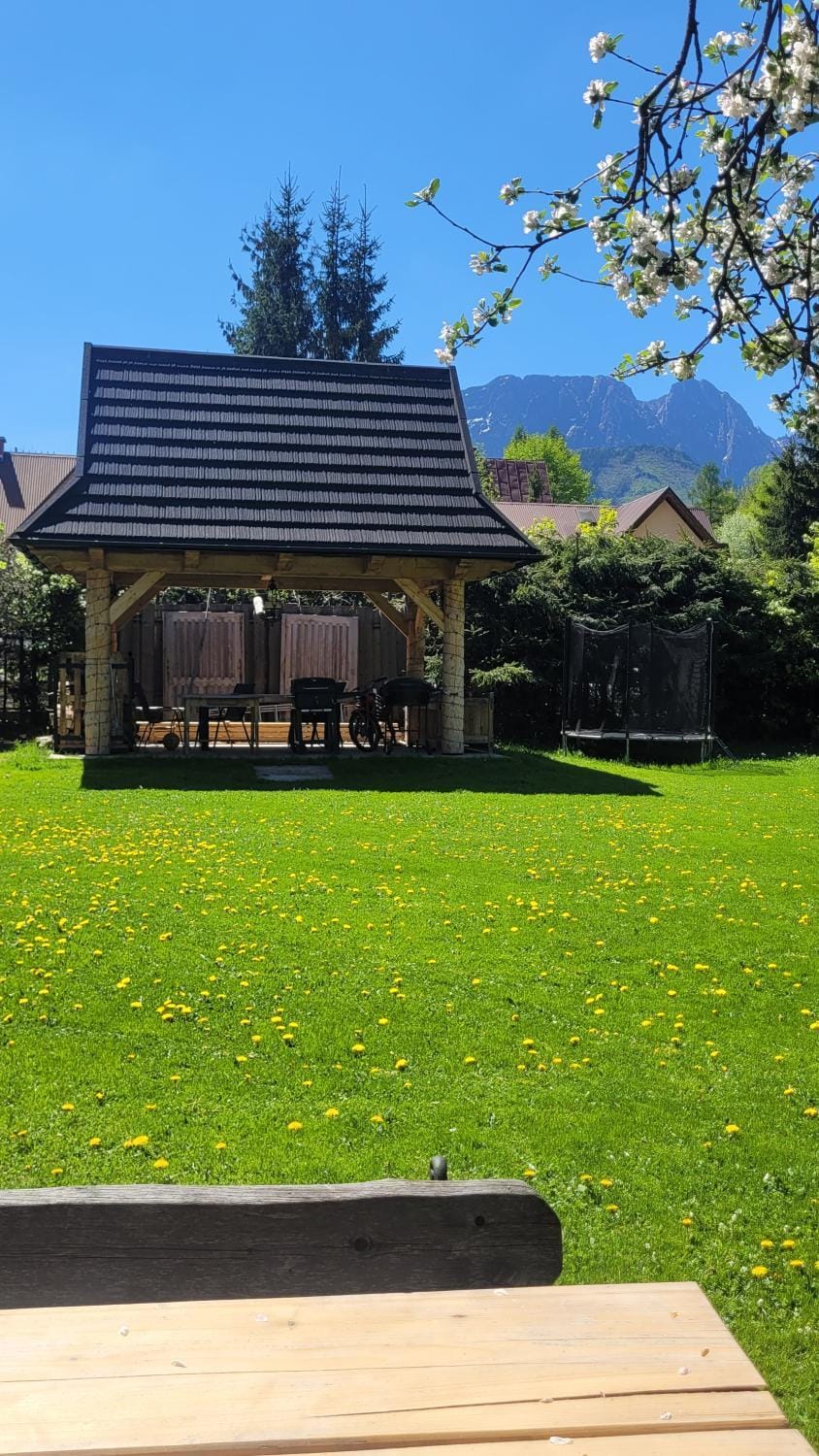 Day, Natural landscape, Garden view, Mountain view