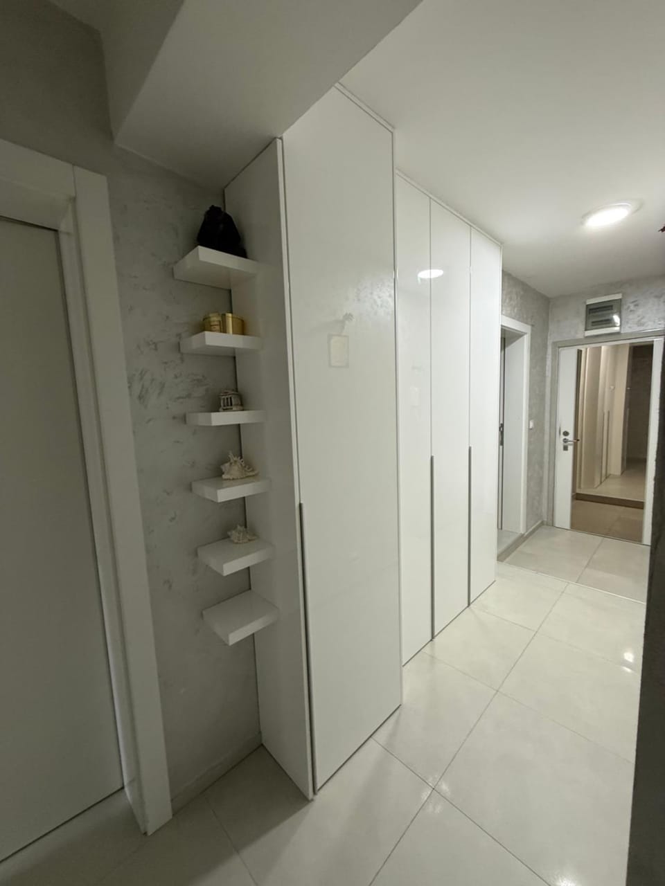 White&Blue Luxury Stay Apartment in Serbia