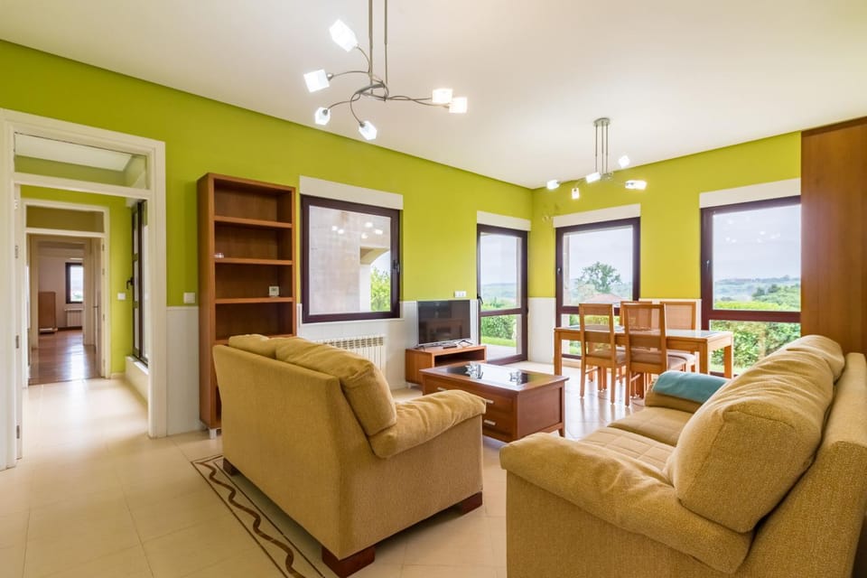 Living room, Lounge or bar