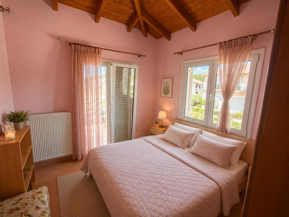 Casa Rosa Ammoudia Apartment in Peloponnese, Western Greece and the Ionian