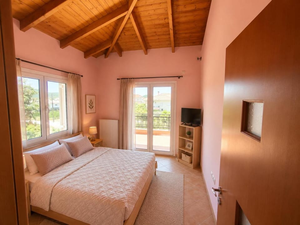 Casa Rosa Ammoudia Apartment in Peloponnese, Western Greece and the Ionian