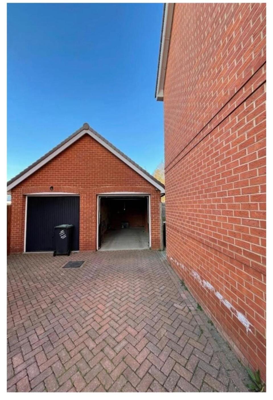 Property building, Parking