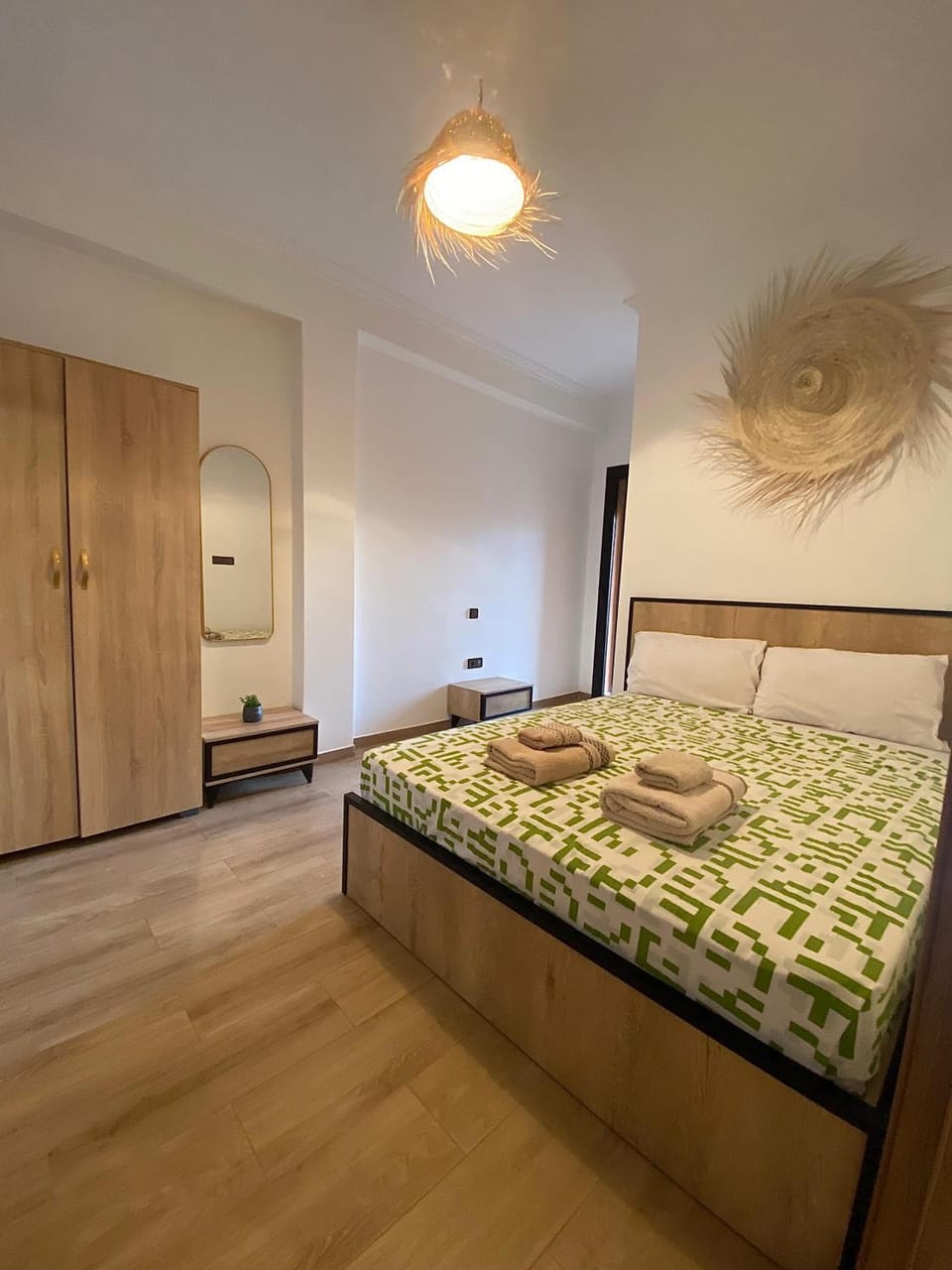 Élégant appartement avec piscine parking Wifi au centre Gueliz Apartment in Marrakesh