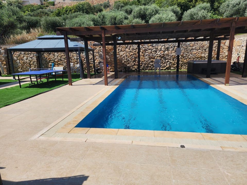 Pool view, Swimming pool