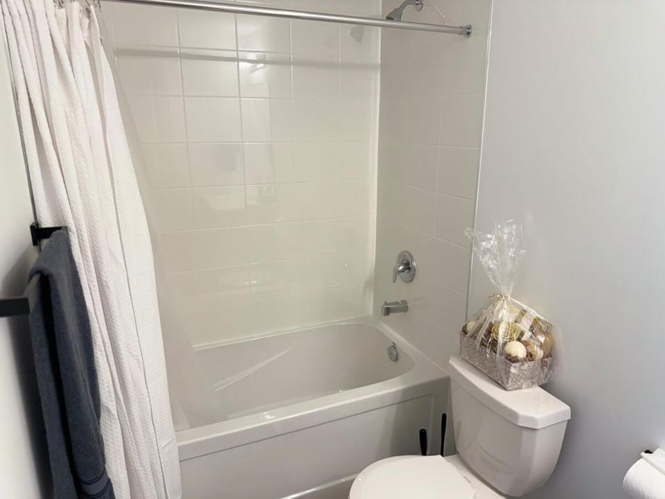 Bathroom, Bath