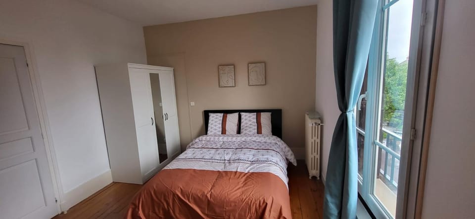Bed, Bedroom, wardrobe