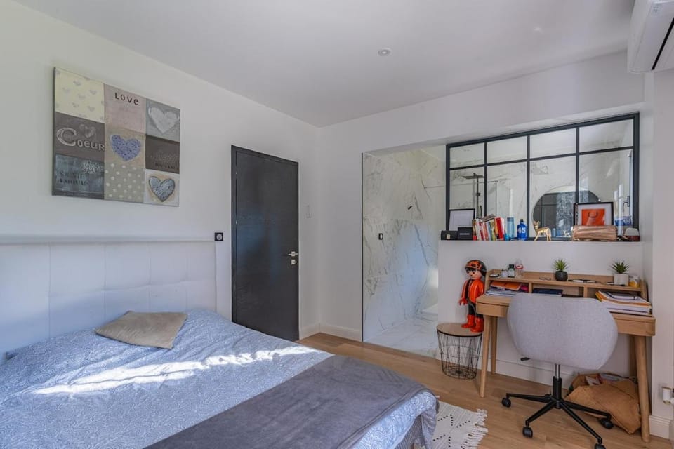 Villaluxe 10-12 people pool pool house cinema fiber Villa in Arcachon