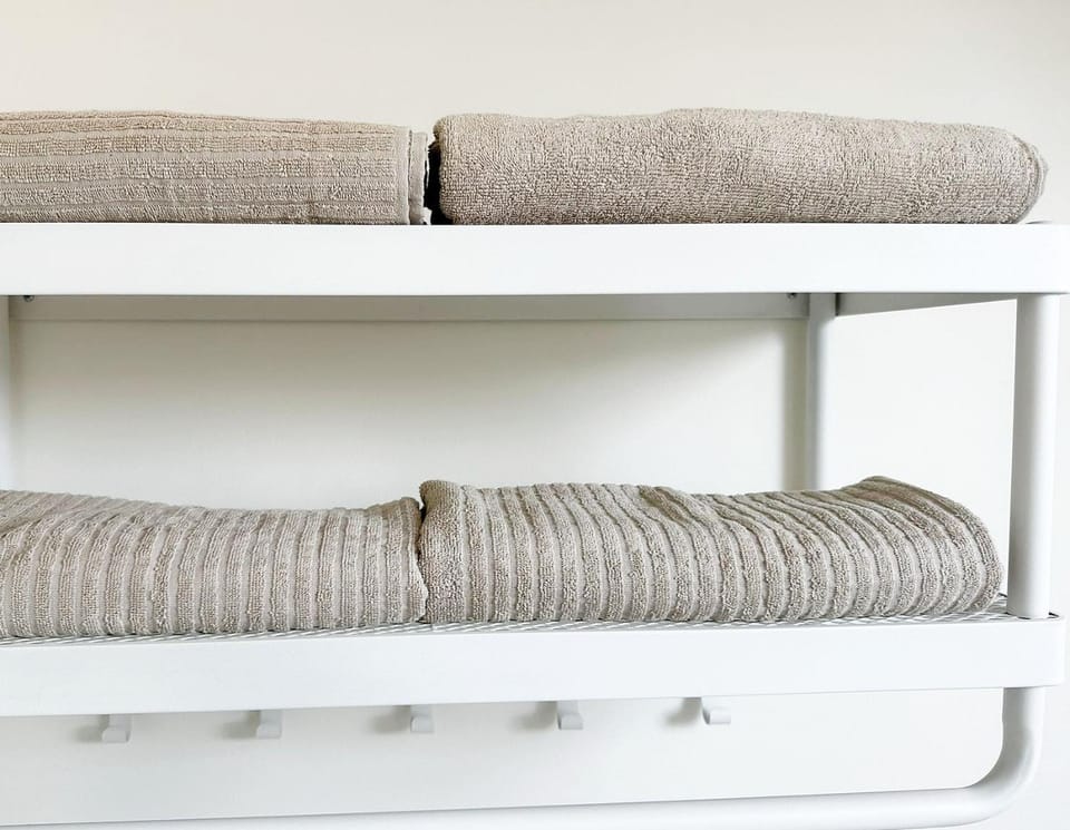 Bed, Bedroom, towels, wardrobe